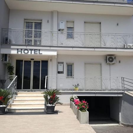 Hotel Cohiba Villaricca Exteriör bild